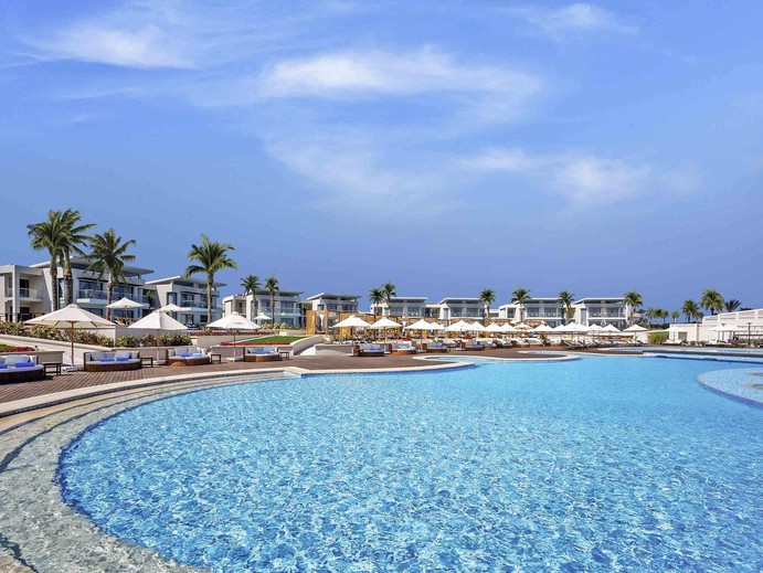 Rixos Premium Magawish Suites & Villas photo